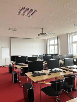 SanData IT-Trainingszentrum GmbH Bild 2