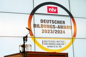 001_Deutscher_Bildungs-Award_021123_100614
